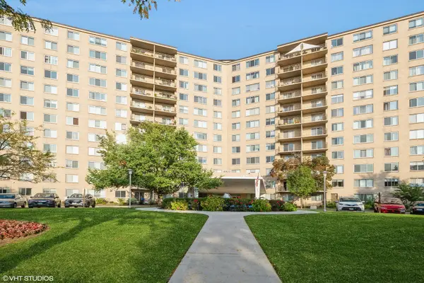 6933 N Kedzie Avenue #211, Chicago, IL 60645