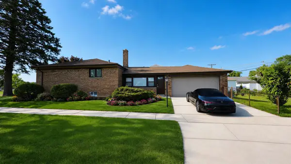 8201 N Washington Street, Niles, IL 60714