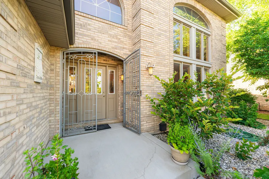 1233 Covington Drive, Lemont, IL 60439 - #3