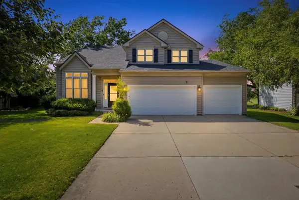 2560 Westminster Lane, Aurora, IL 60506