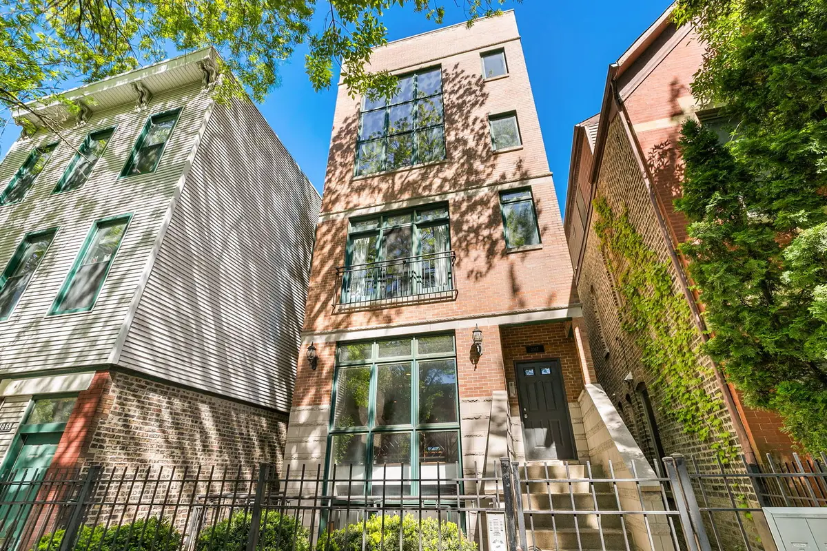1067 N Hermitage Avenue #3, Chicago, IL 60622 - #1