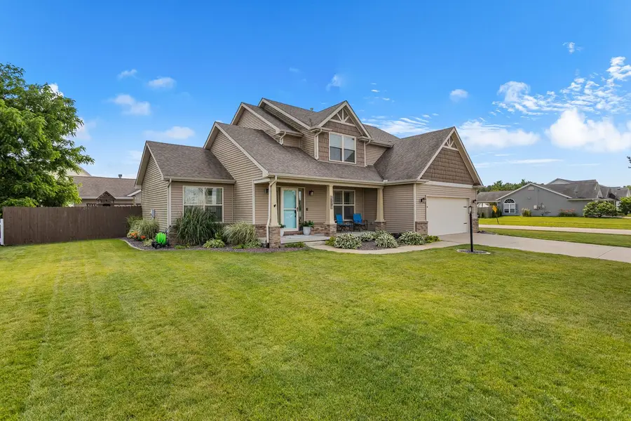 3001 Applewood Drive, Monticello, IL 61856 - #2