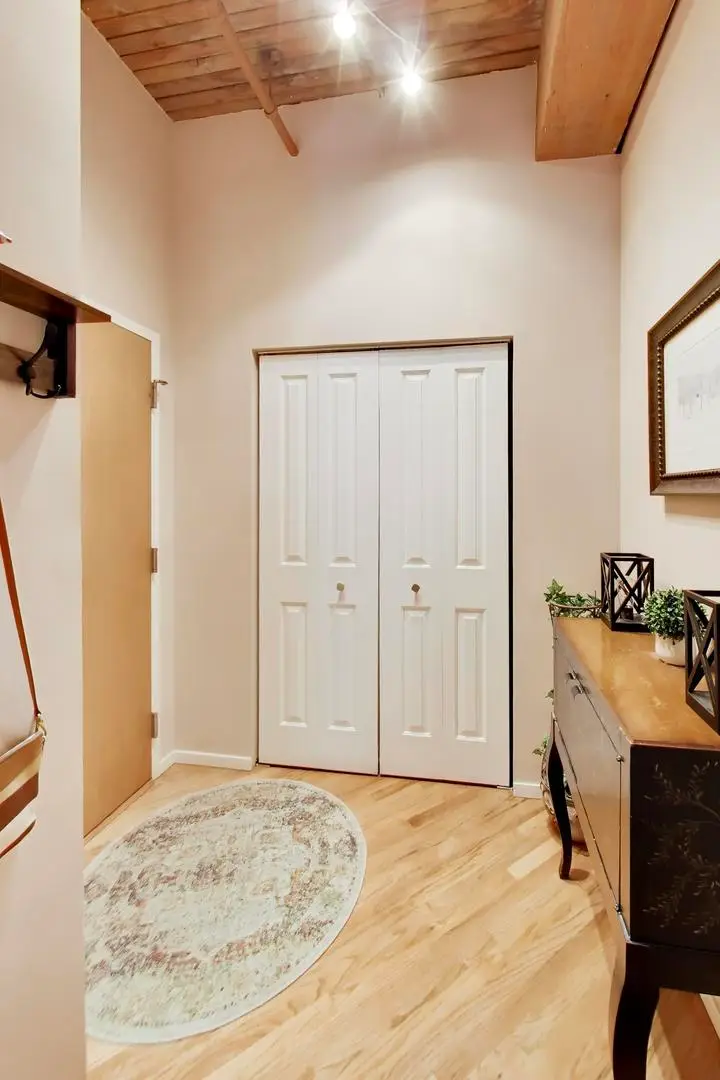 550 N Kingsbury Street #520, Chicago, IL 60654 - #2