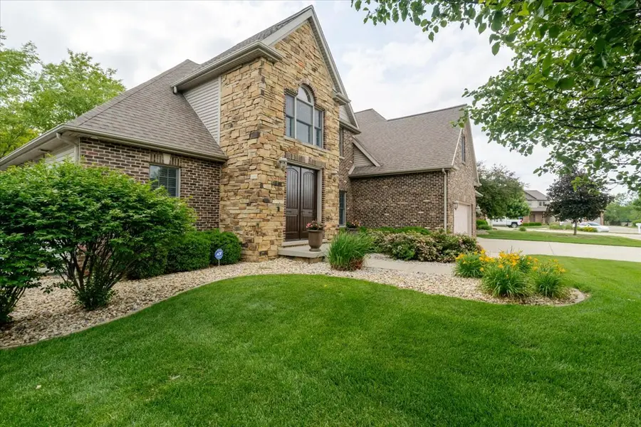 2104 Sinclair Court, Bloomington, IL 61704 - #2