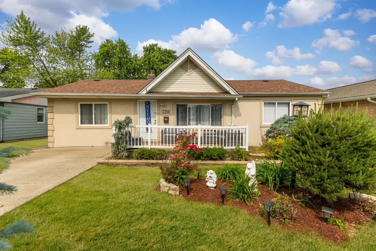 7740 Monitor Avenue, Burbank, IL 60459 - #1