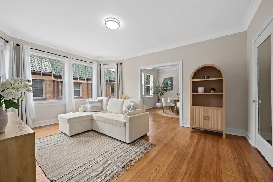 854 Washington Boulevard #3, Oak Park, IL 60302 - #2