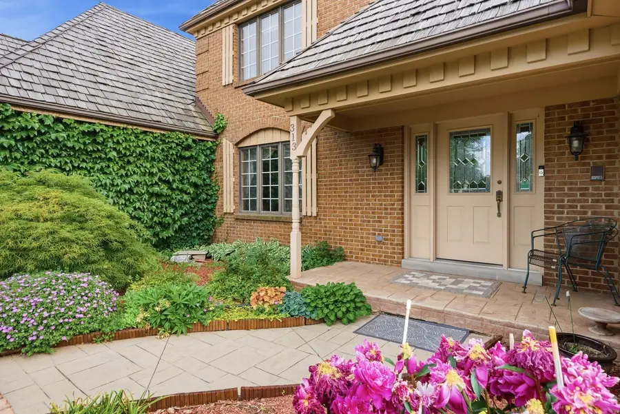 313 Trinity Lane, Oak Brook, IL 60523 - #3