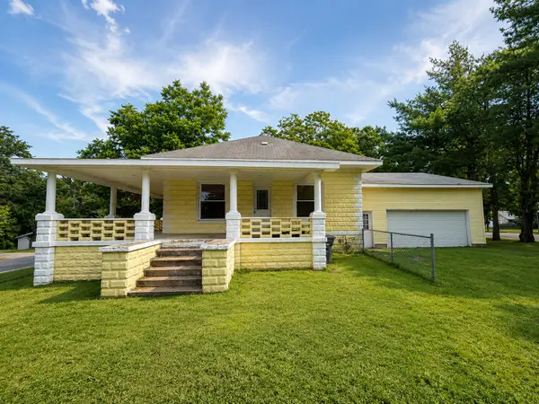 501 N Marion Avenue, Salem, IL 62881
