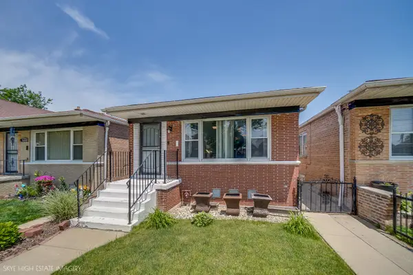 Address Withheld By Seller, Chicago, IL 60619