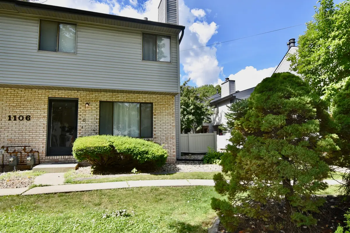 1106 E Jefferson Street #6, Bloomington, IL 61701 - #1