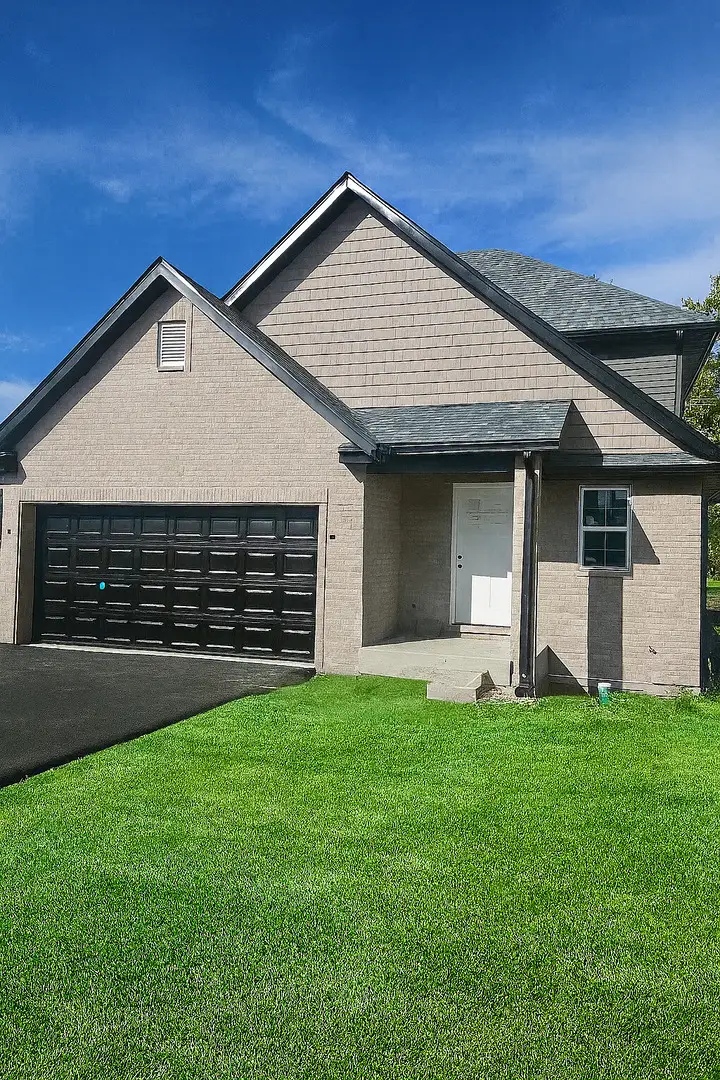 738 E 155th Street, Phoenix, IL 60426 - #1
