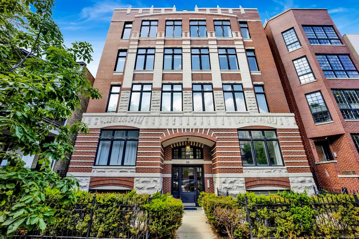 540 W Oakdale Avenue #3W, Chicago, IL 60657 - #1
