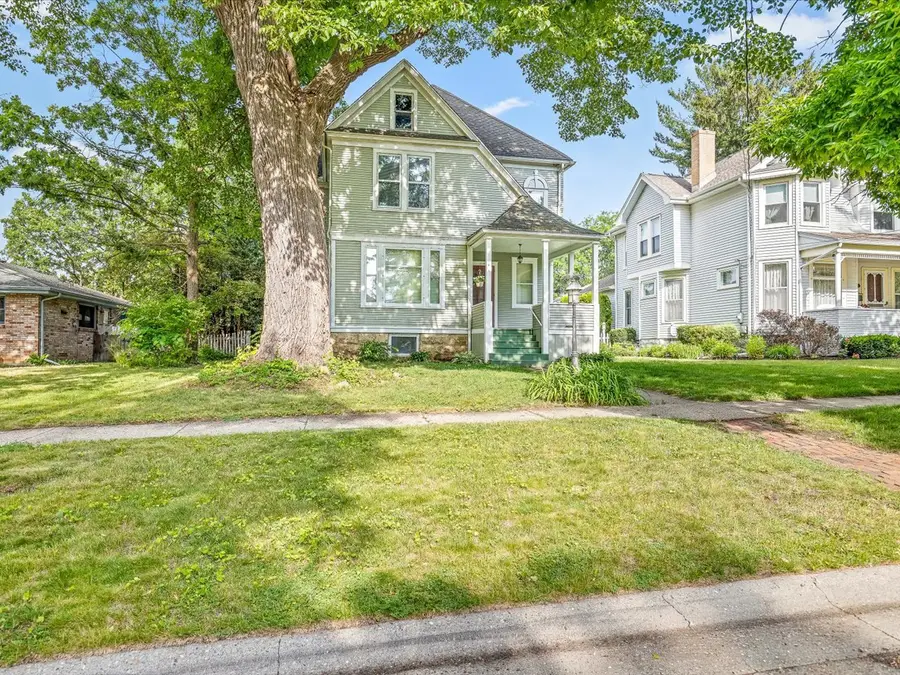 1810 Oxford Street, Rockford, IL 61103 - #2