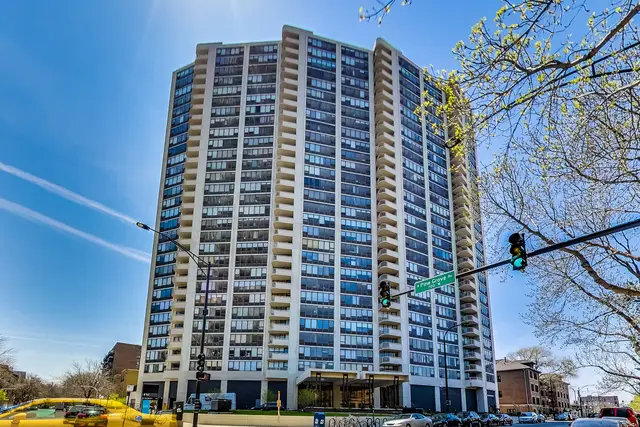 3930 N Pine Grove Avenue #514, Chicago, IL 60613 - #1