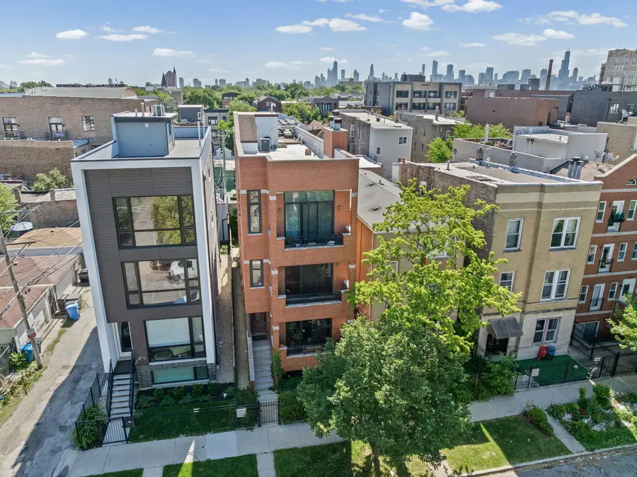 1541 N Artesian Avenue #2, Chicago, IL 60622 - #2