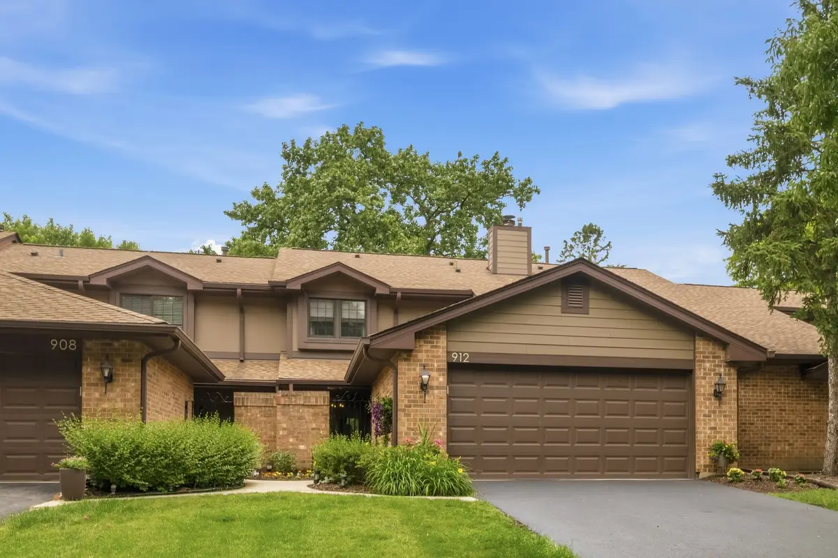 912 Indian Boundary Drive, Westmont, IL 60559 - #1