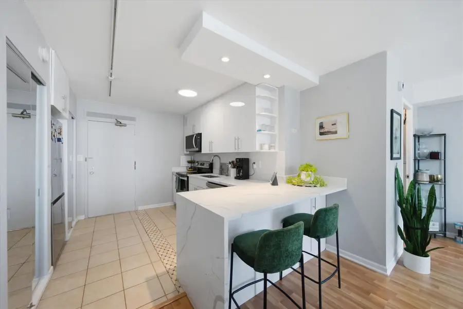 3600 N Lake Shore Drive #2217, Chicago, IL 60613 - #2