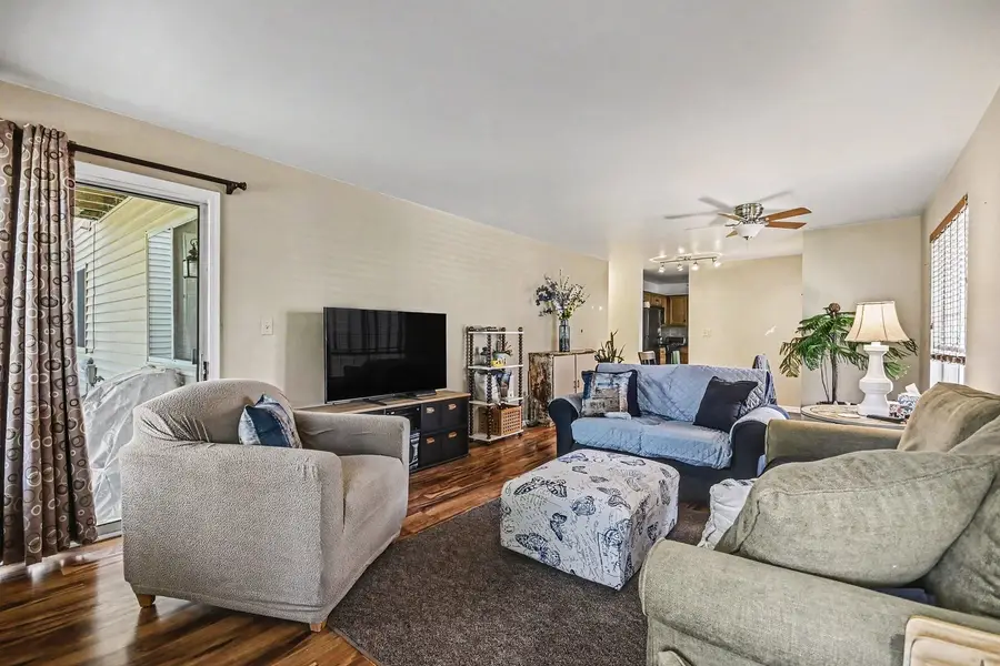 107 Winchester Drive #A, Streamwood, IL 60107 - #2