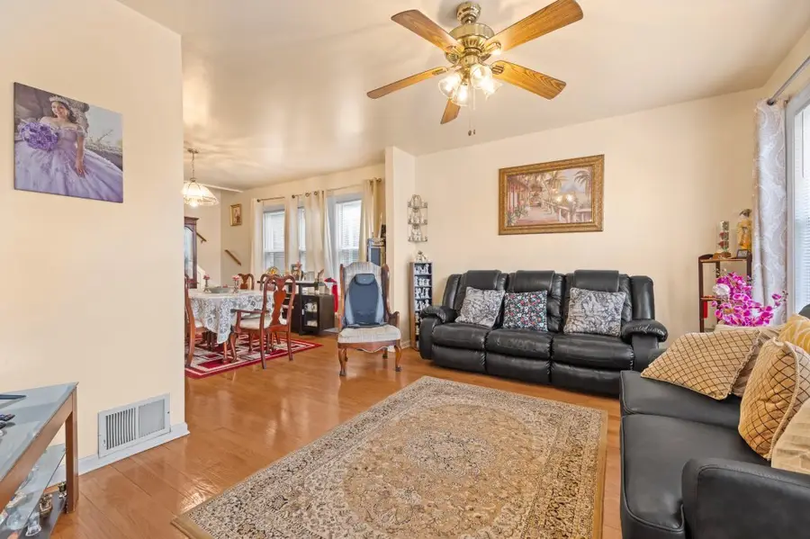 5349 W Fletcher Street, Chicago, IL 60641 - #2