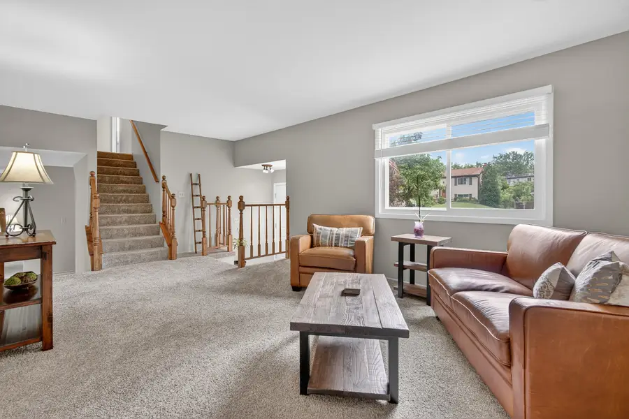 433 N Ashbury Avenue, Bolingbrook, IL 60440 - #2