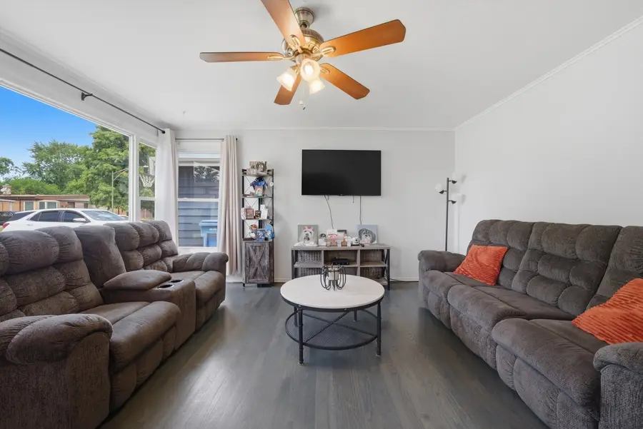 8411 S Knox Avenue, Chicago, IL 60652 - #3
