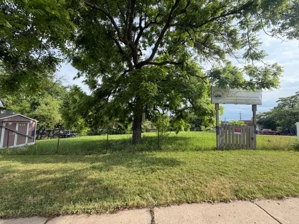 Lot 3 Russell Street, Elgin, IL 60120