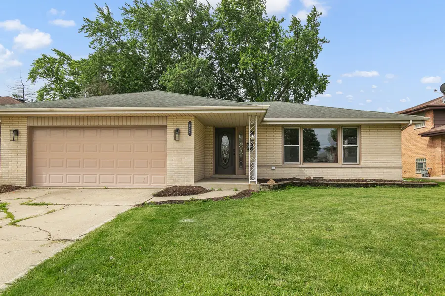 947 E 169th Street, South Holland, IL 60473 - #2