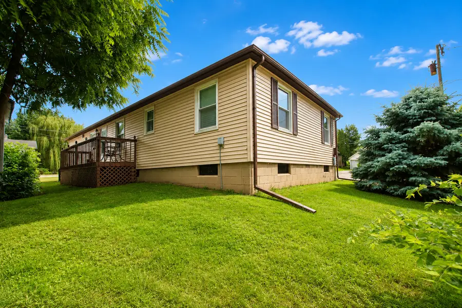 720 S Ottawa Avenue, Dixon, IL 61021 - #3