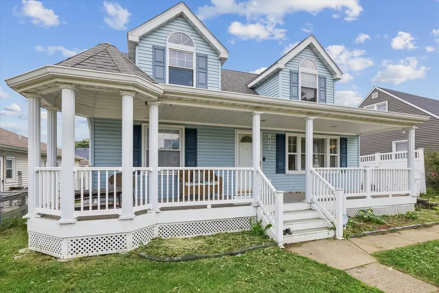 907 W Rusholme Street, Davenport, IA 52804 - #3