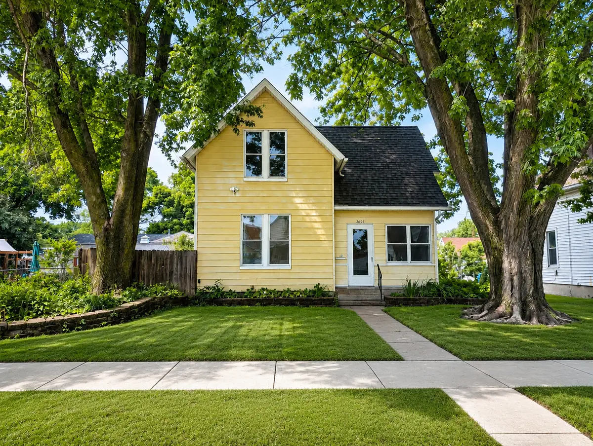 2607 13th Avenue, Moline, IL 61265 - #1