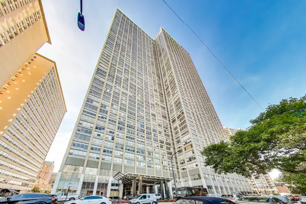 655 W Irving Park Road #1915, Chicago, IL 60613
