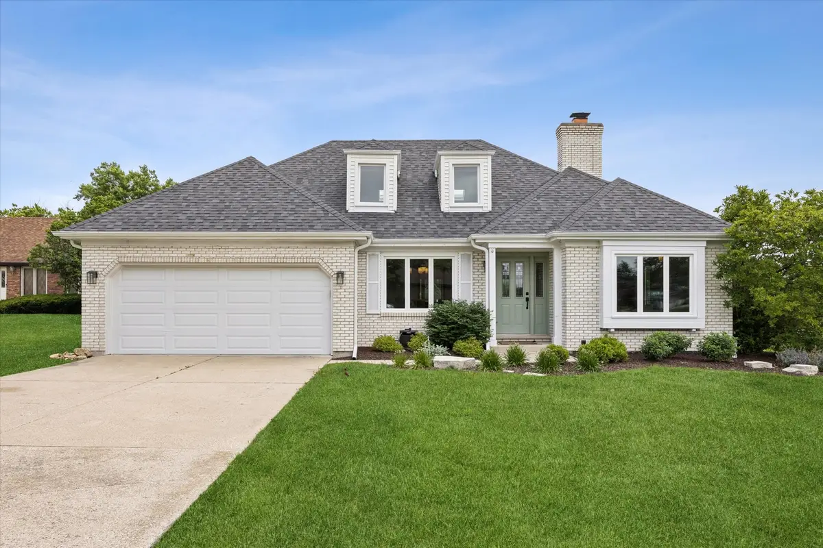 8300 Chelsea Lane, Willow Springs, IL 60480 - #1