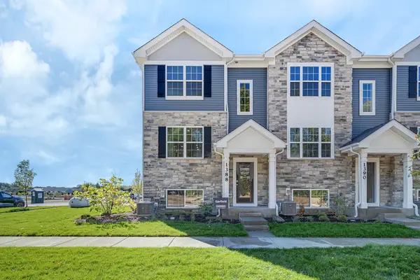 1368 Foxglove Drive, Bartlett, IL 60103