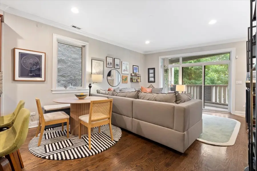 2726 W Cortez Avenue #2, Chicago, IL 60622 - #2