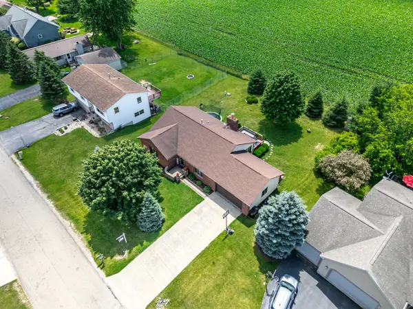 10205 Sharon Lane, Hebron, IL 60034