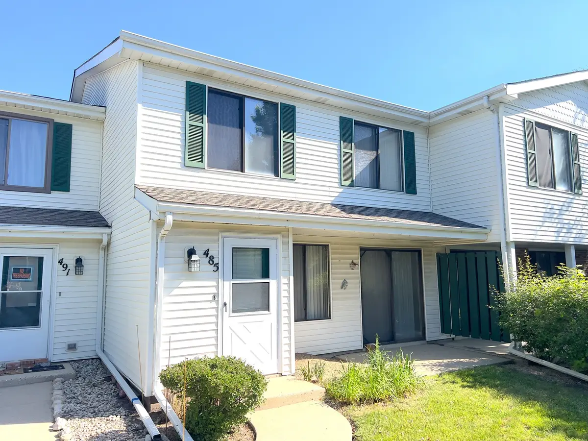 485 Harrison Court, Vernon Hills, IL 60061 - #1