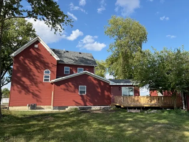 929 E Us Hwy 24, Gilman, IL 60938 - #3
