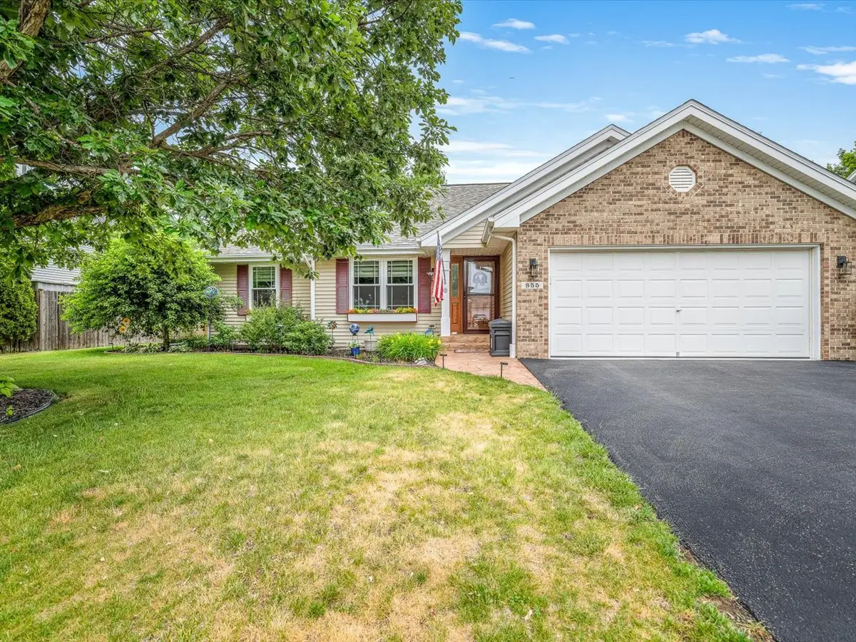 855 Bayfield Drive, Rockton, IL 61072 - #1