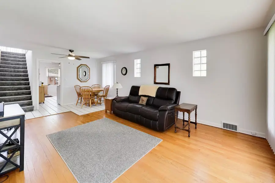 6040 N Niagara Avenue, Chicago, IL 60631 - #3