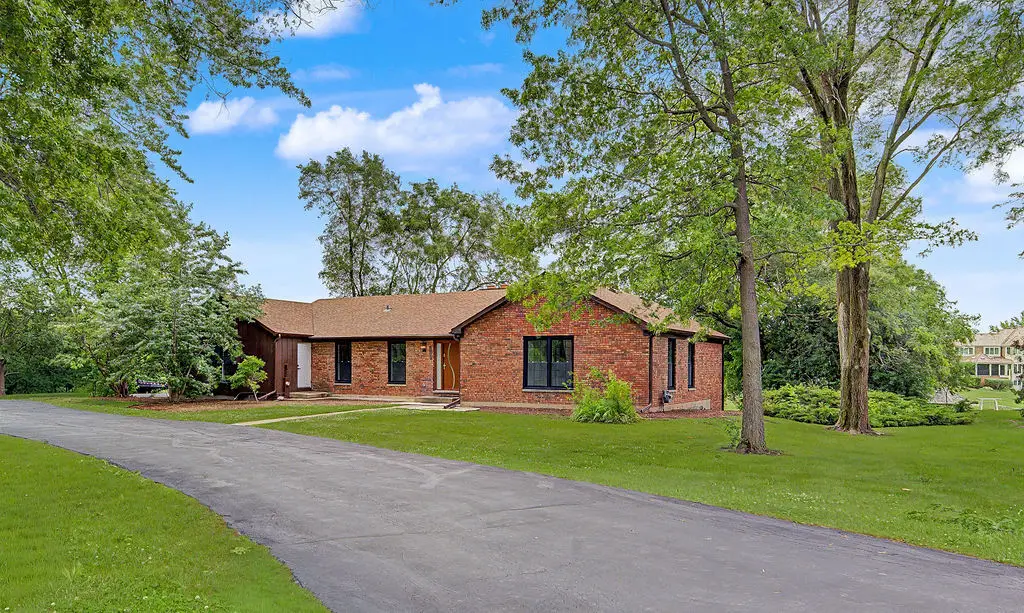 15 Turning Shore Drive, South Barrington, IL 60010 - #1