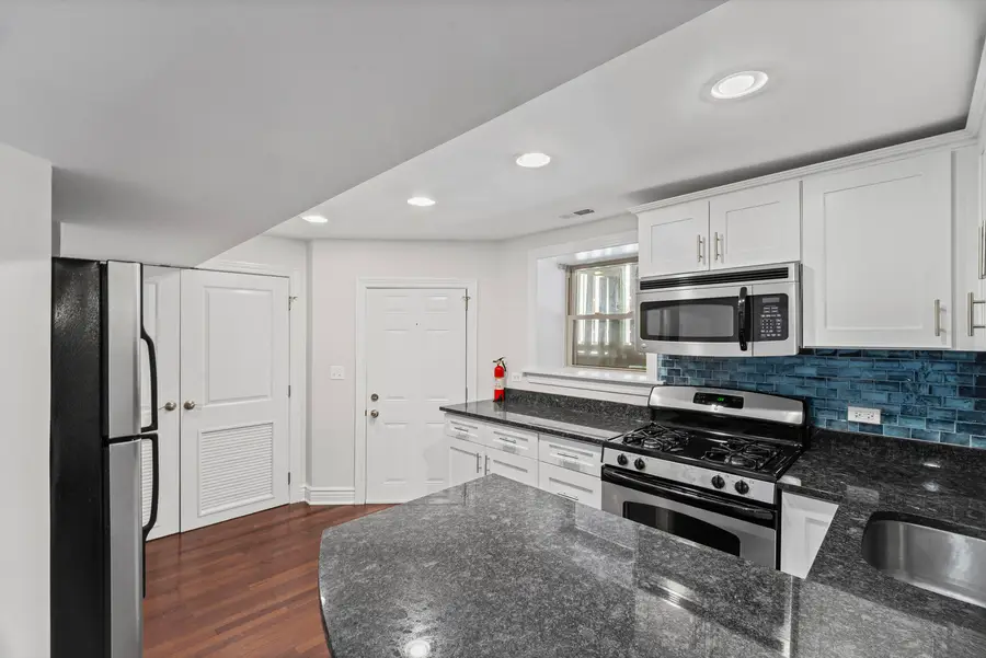 Address Withheld By Seller, Chicago, IL 60613 - #2