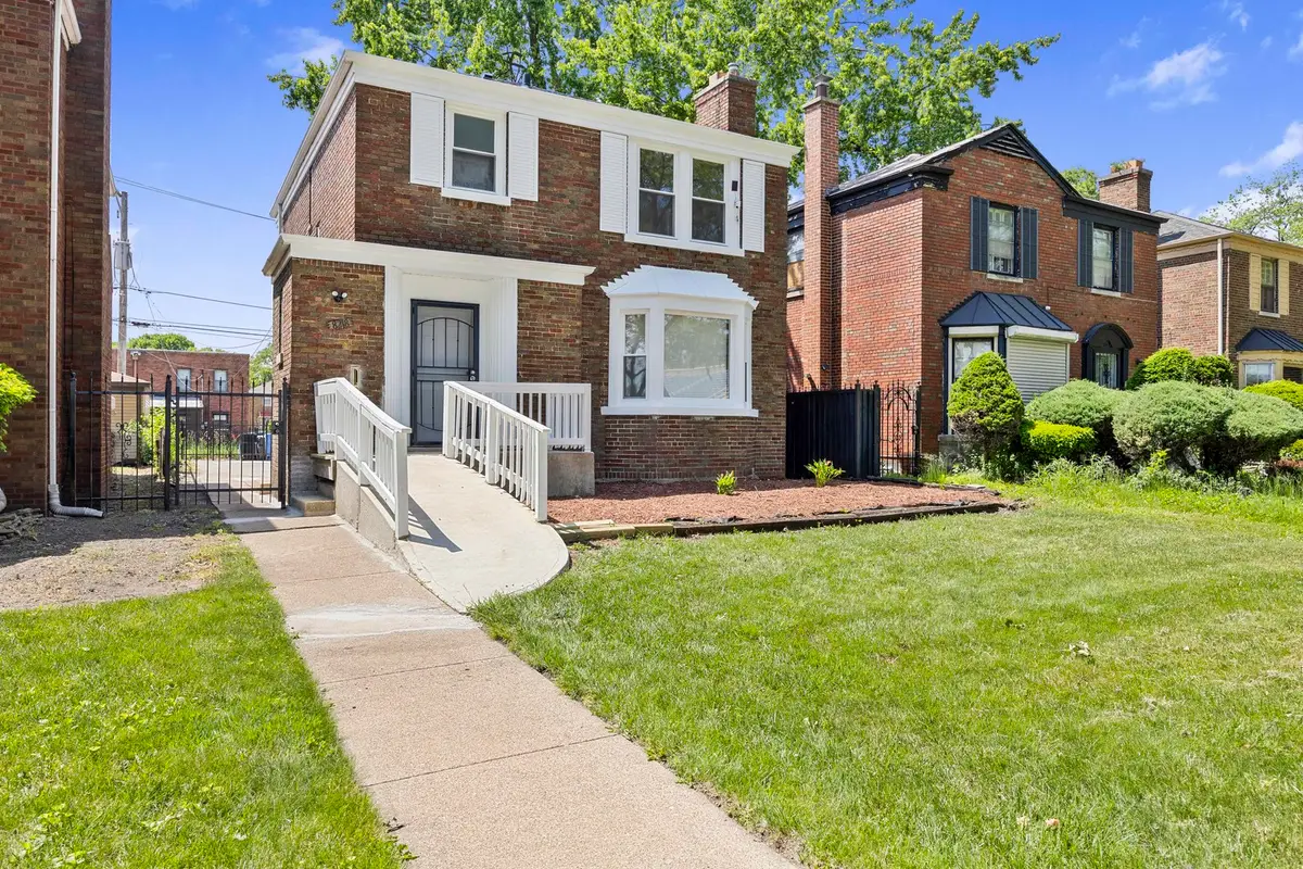 8218 S Yates Boulevard, Chicago, IL 60617 - #1