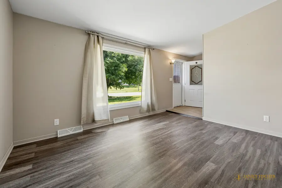 264 Joseph Street, Woodstock, IL 60098 - #3