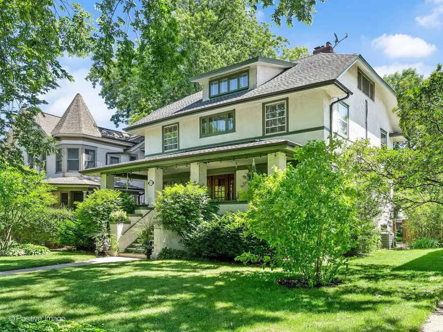160 N Elmwood Avenue, Oak Park, IL 60302 - #2