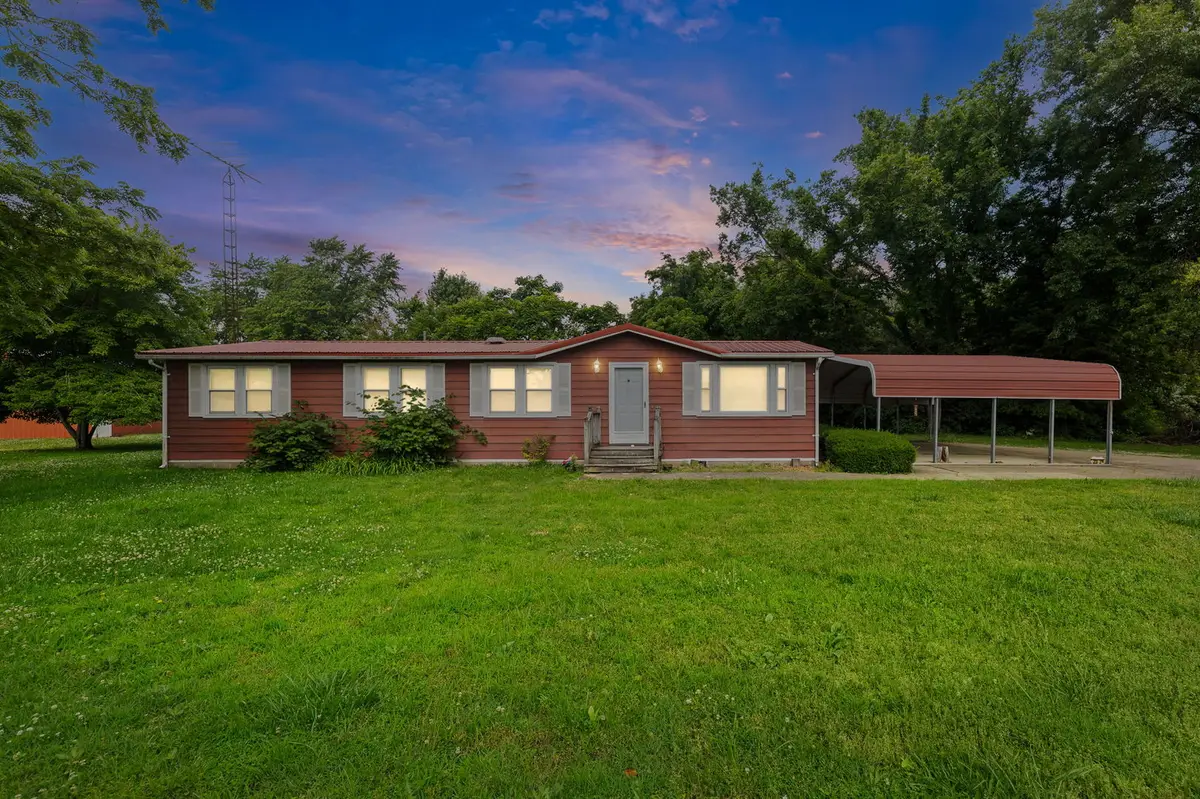 23679 N Carpenter Lane, Centralia, IL 62801 - #1