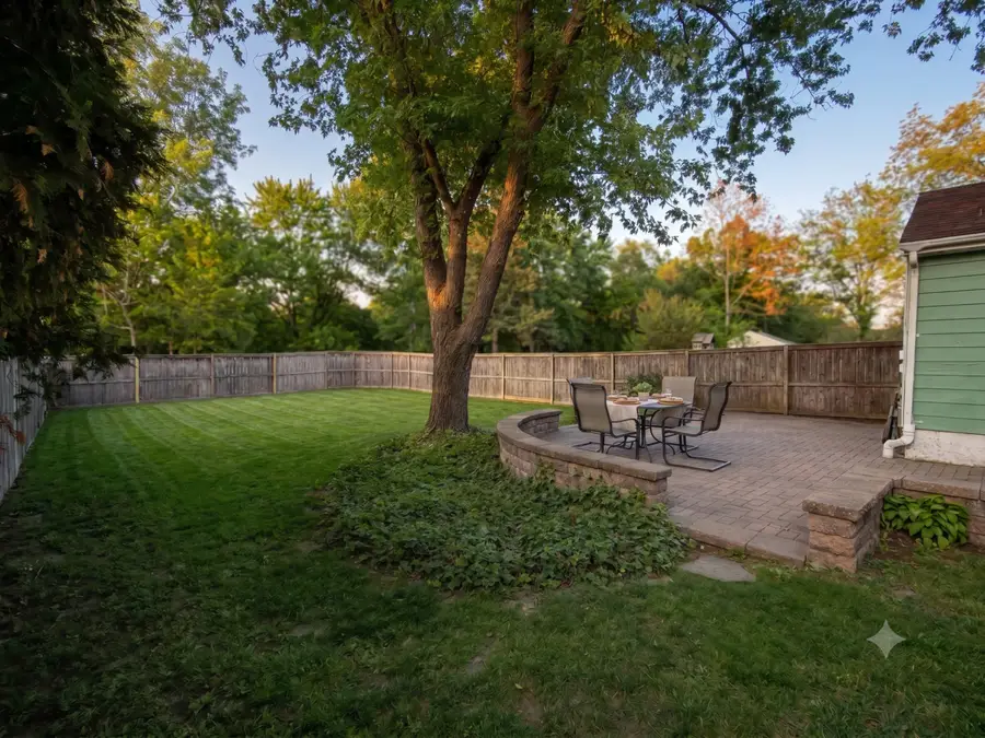 421 Center Street, Woodstock, IL 60098 - #2