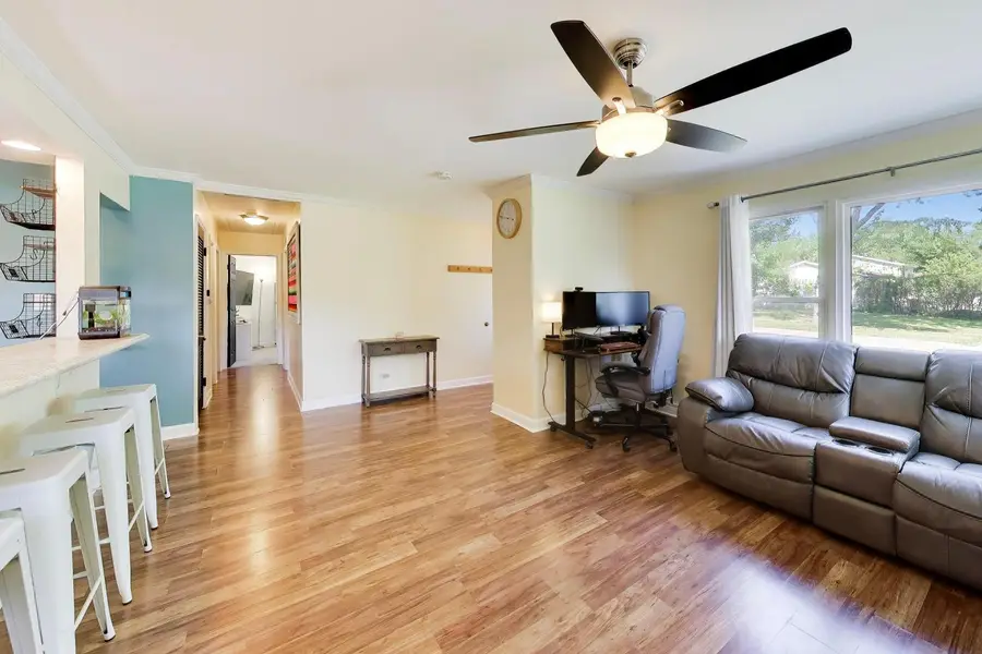 448 N Pershing Avenue, Mundelein, IL 60060 - #3