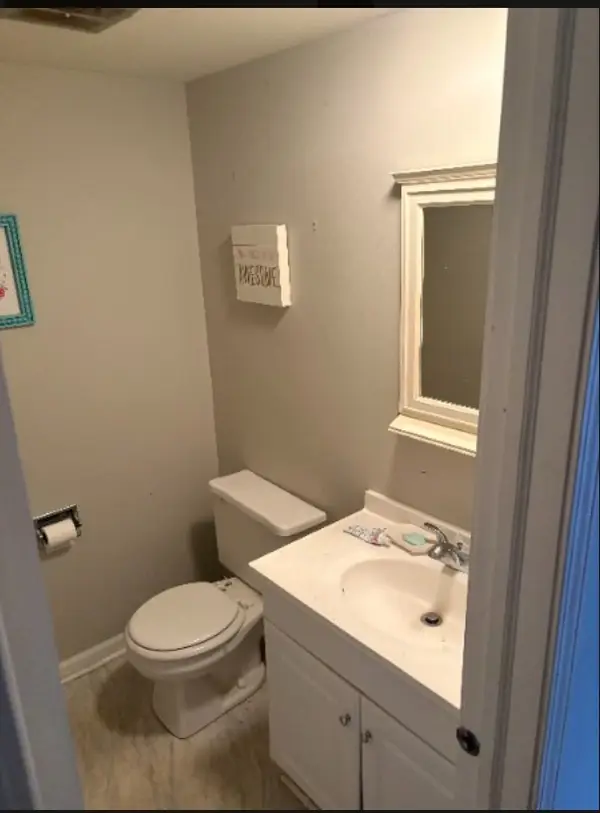 224 E Bailey Road #g, Naperville, IL 60585