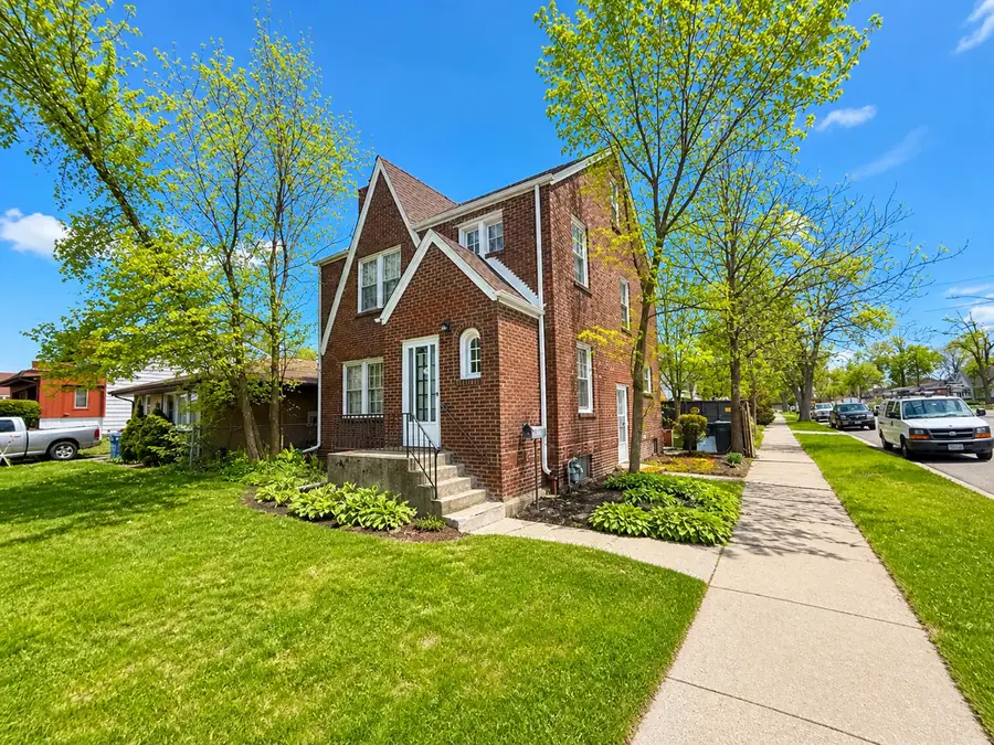 1527 Brookside Avenue, Waukegan, IL 60085 - #2