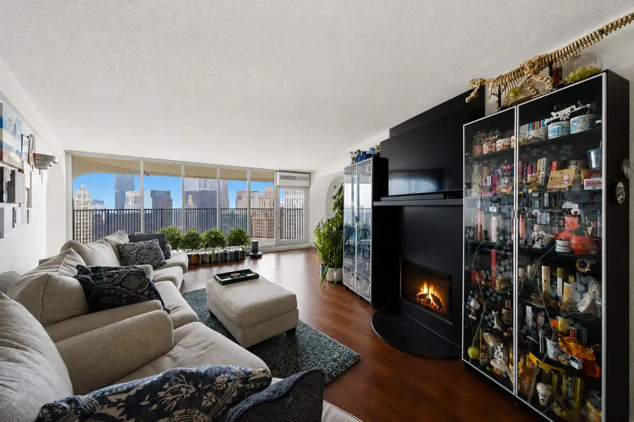 300 N State Street #5306, Chicago, IL 60654 - #3